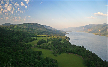 Columbia_river_gorge