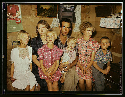 Library of congress family portrait 1940