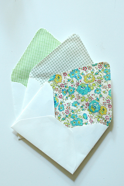 Fabric-lined-envelope-how-to