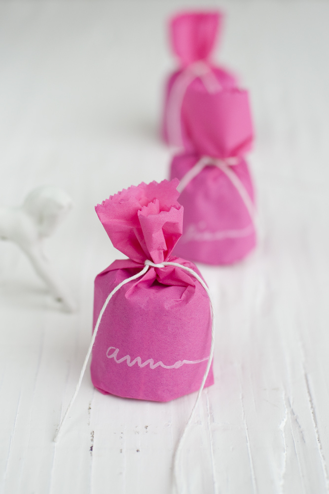 easy wedding favors